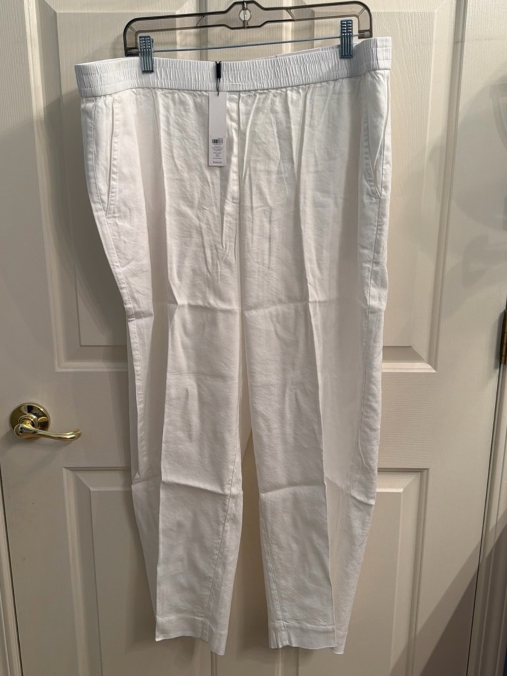 Chico's White Ankle-Length Linen Pants